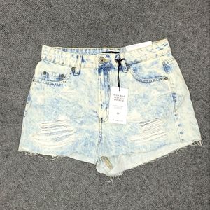 NWT Bluenotes high-rise festival shorts!